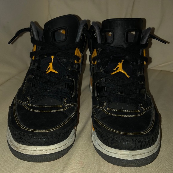 Jordan Spiz’ike BLACK/YELLOW - Picture 2 of 5